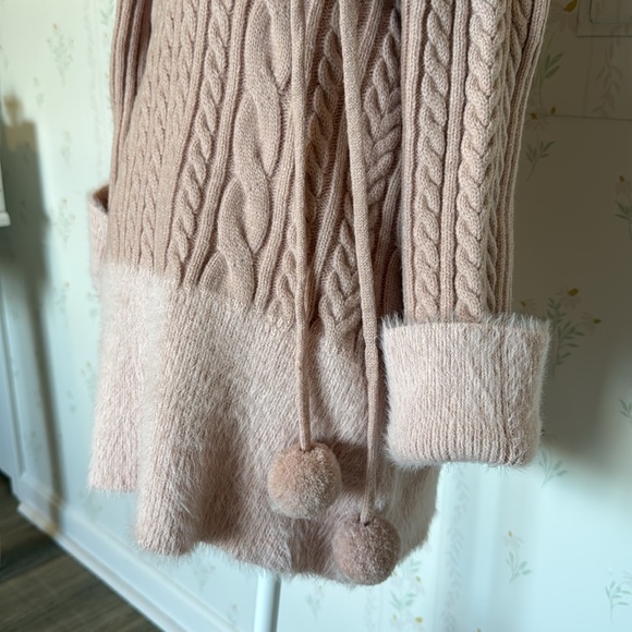 ROMWE Kawaii Off Shoulder Sweater Dress - Picture 4 of 5